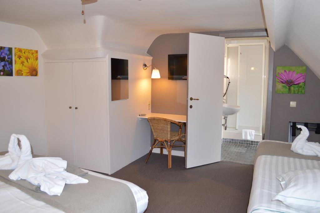 Hotel Ambrosia Ieper Quarto foto