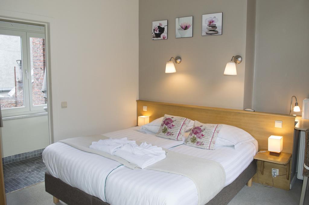Hotel Ambrosia Ieper Quarto foto